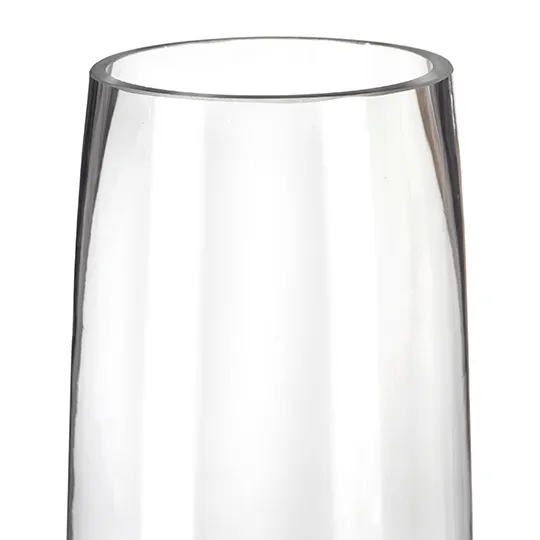 a clear glass vase with a thin rim