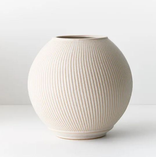 Suki Vase 20 x 19