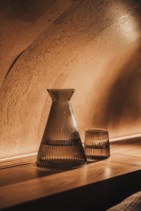 Kairos Angular Carafe - Smoke