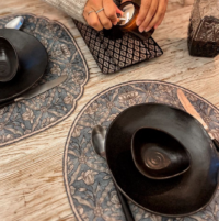 tulip flower placemat dining table styling